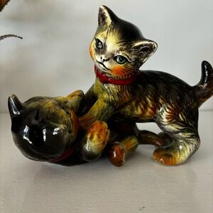 Vintage Porcelain Tabby Cat Kittens Playing 1950s